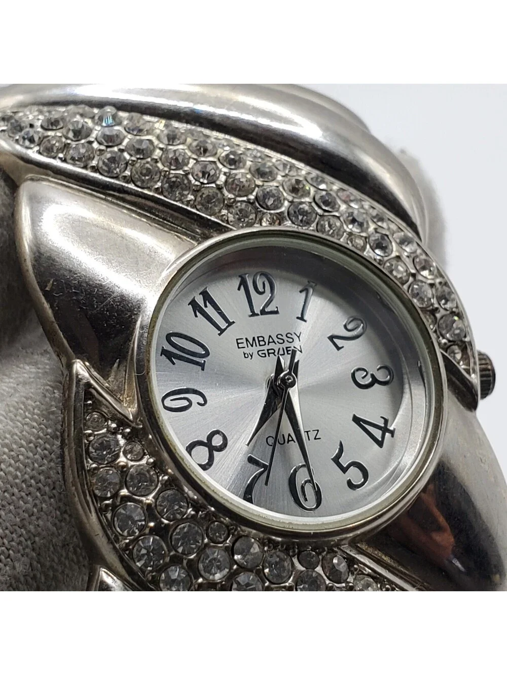 Embassy By Gruen Rhinestone Cuff Band Women Watch 29mm Silver Tone New Battery
